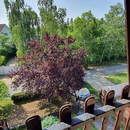 In Siofok/balaton 19629 Holiday home